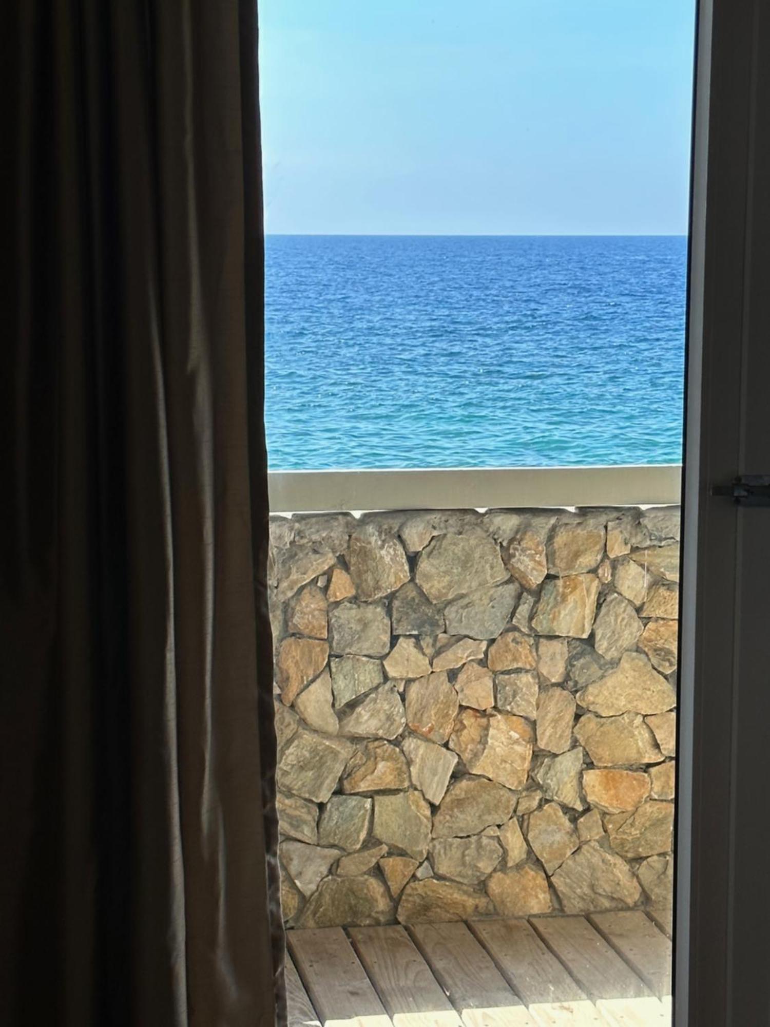 Lands End Hotel West End Bagian luar foto