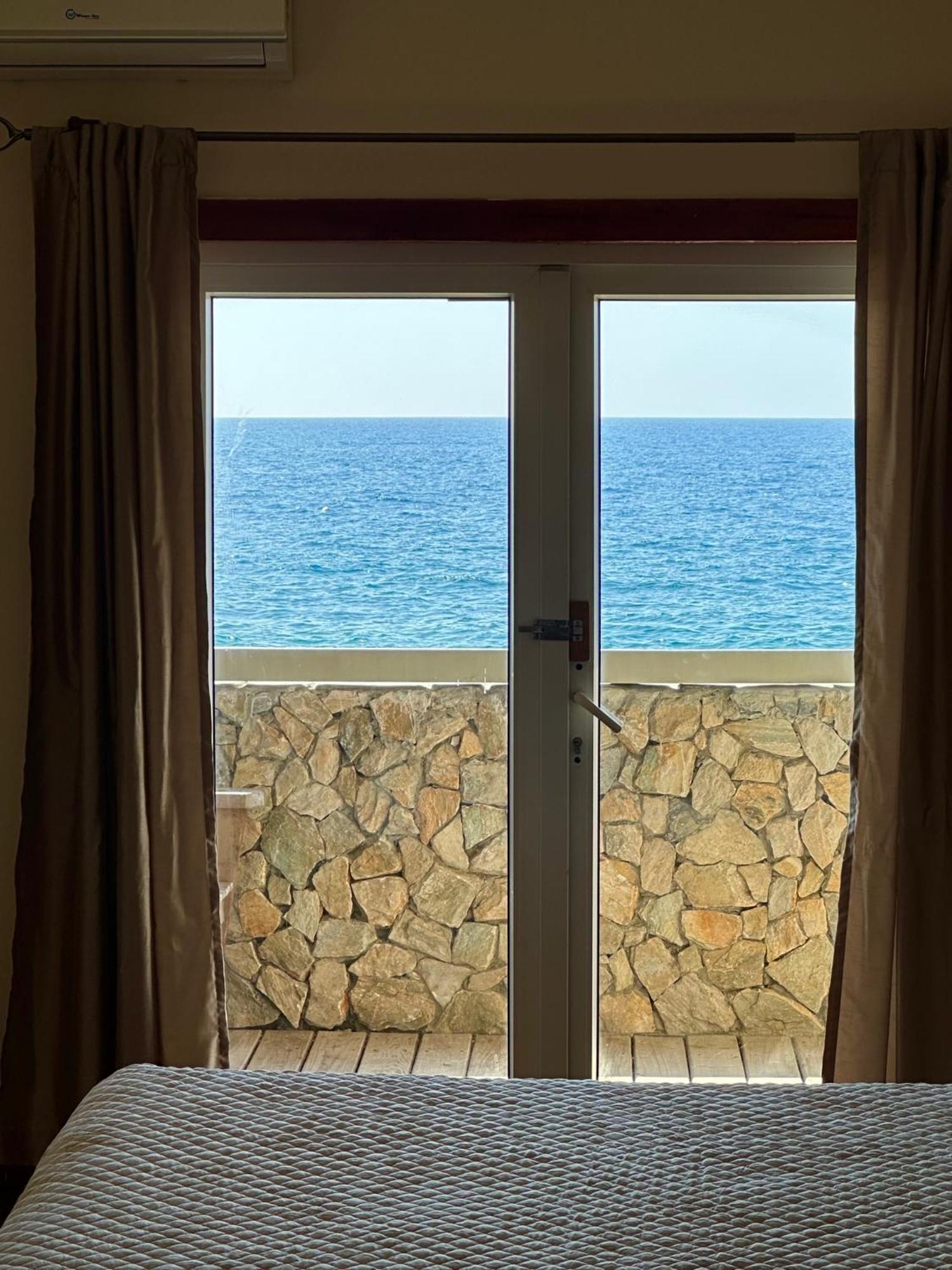 Lands End Hotel West End Bagian luar foto