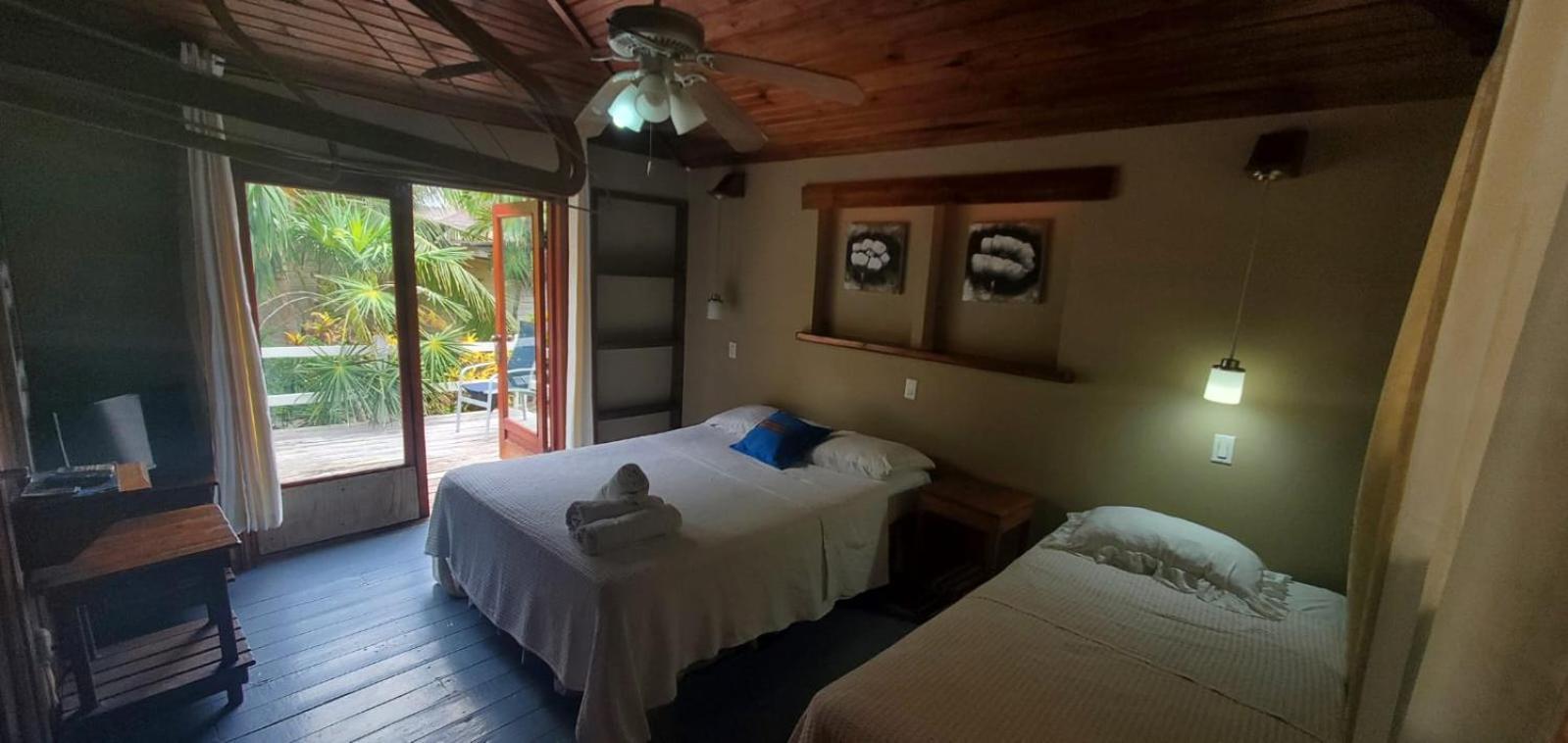 Lands End Hotel West End Bagian luar foto